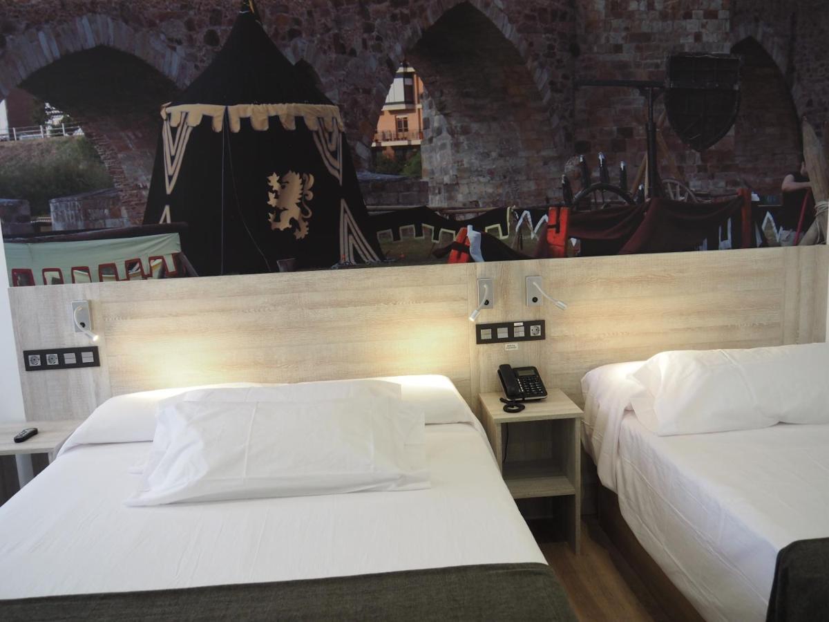 Hostal Don Suero De Quinones Оспіталь-де-Орбіґо Екстер'єр фото