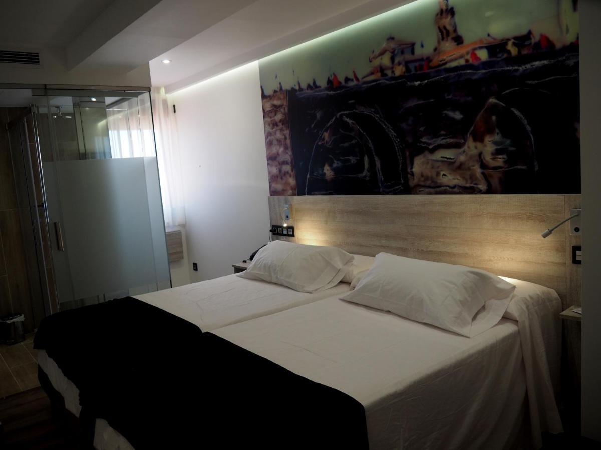 Hostal Don Suero De Quinones Оспіталь-де-Орбіґо Екстер'єр фото