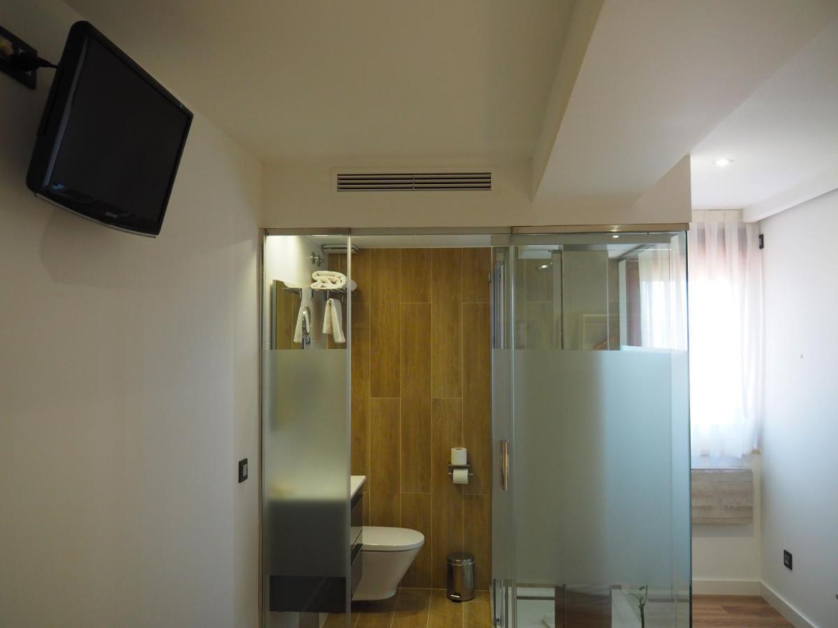 Hostal Don Suero De Quinones Оспіталь-де-Орбіґо Екстер'єр фото