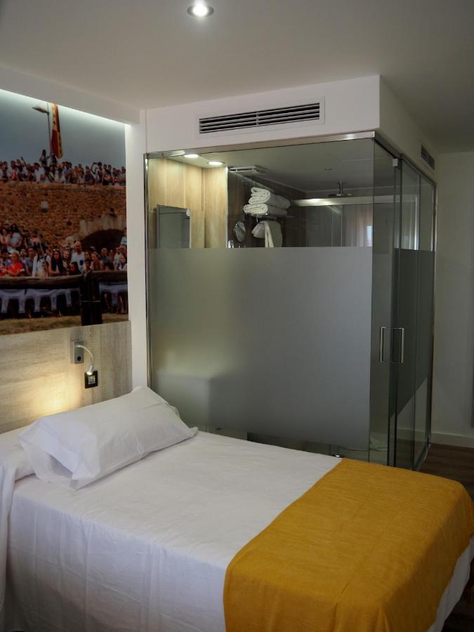 Hostal Don Suero De Quinones Оспіталь-де-Орбіґо Екстер'єр фото
