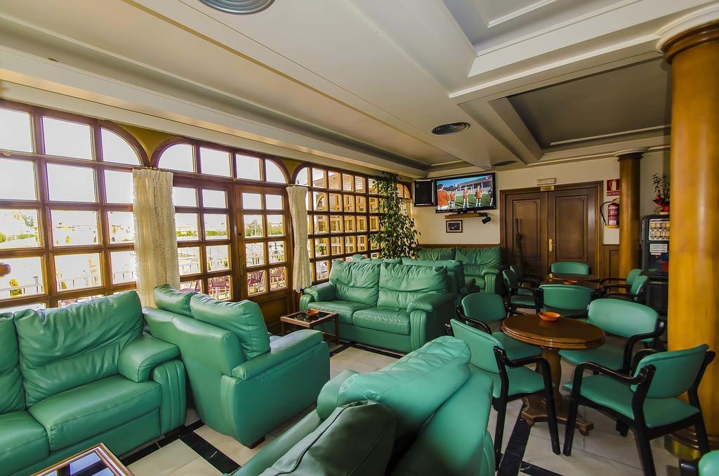 Hostal Don Suero De Quinones Оспіталь-де-Орбіґо Екстер'єр фото